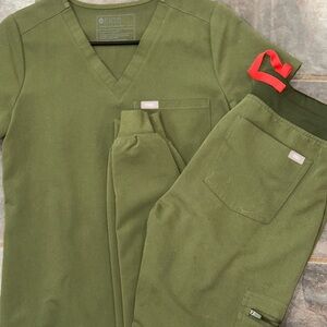 Figs Olive Green Scrub Set